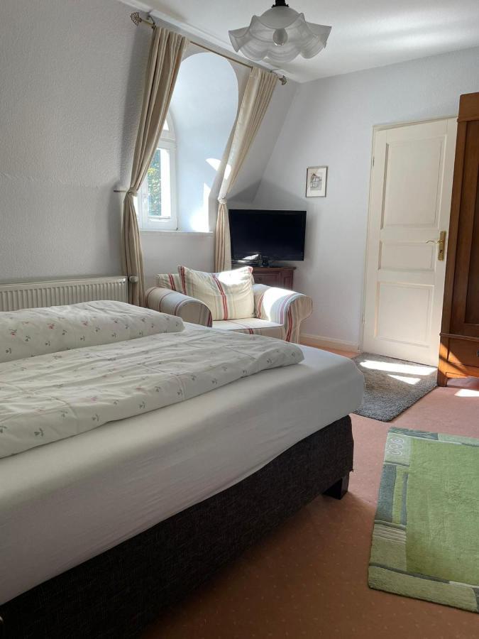 Jagdschloesschen Schwartow Hotel Бойценбург Екстериор снимка