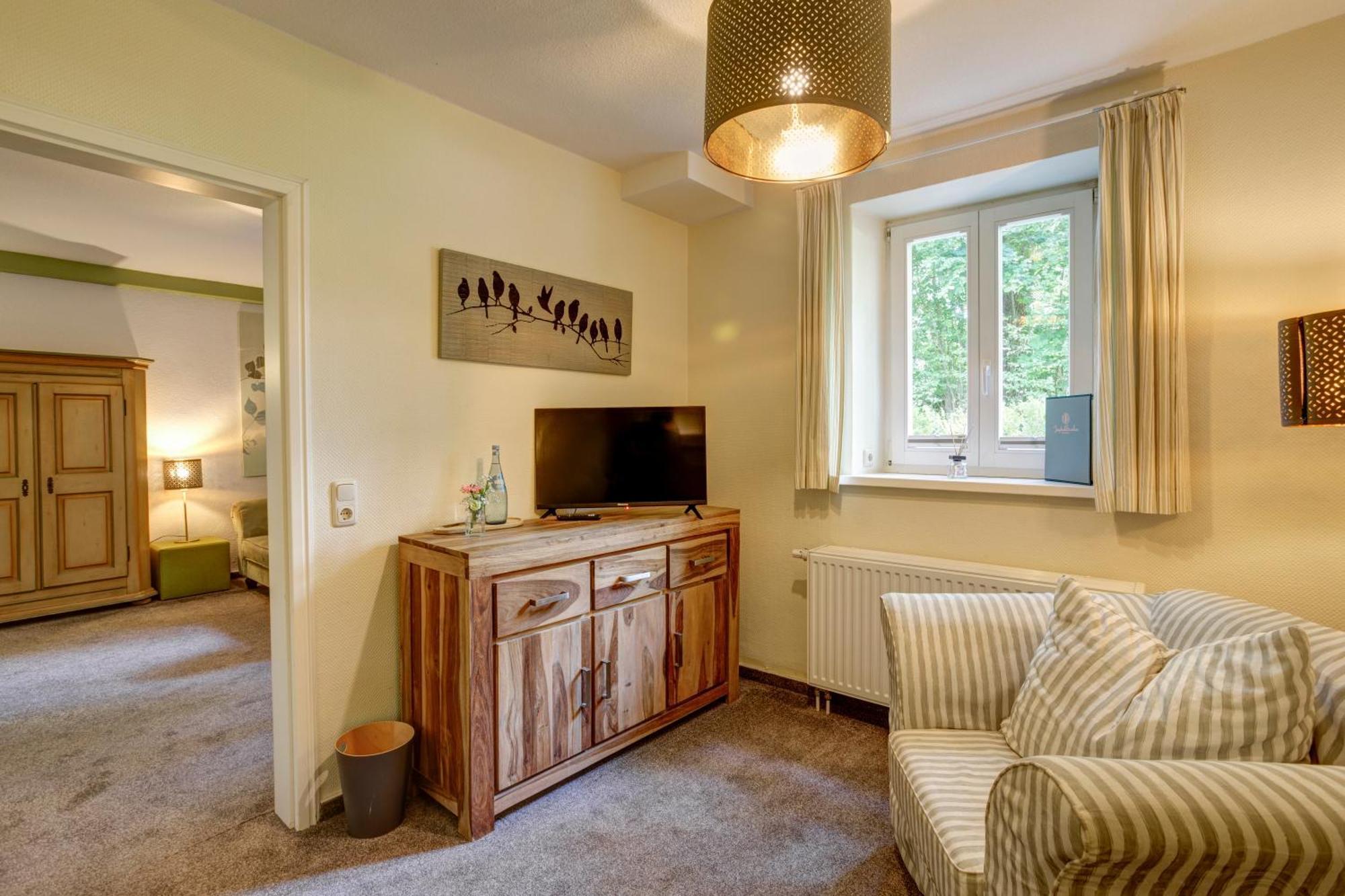 Jagdschloesschen Schwartow Hotel Бойценбург Екстериор снимка